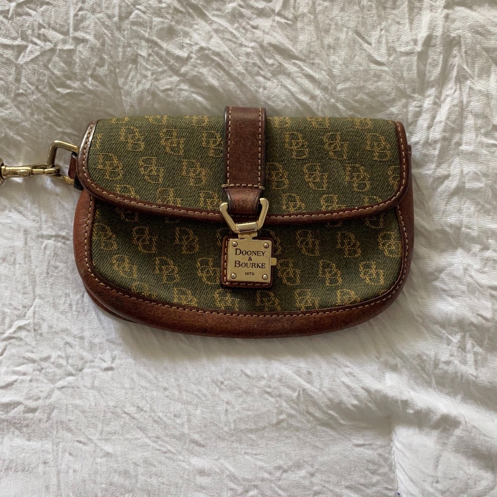Dooney & Bourke coin purse